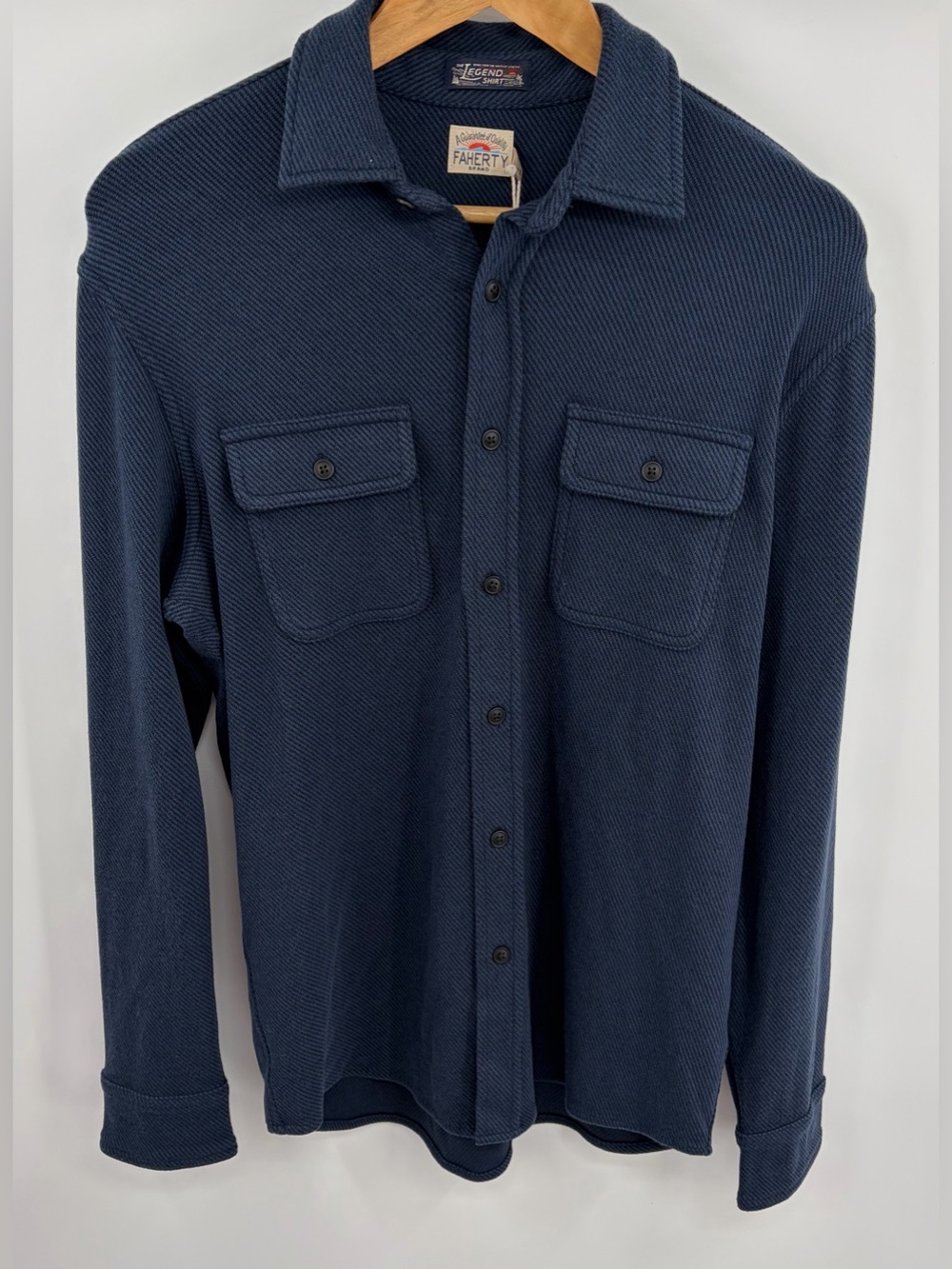 Faherty Legand Brighton navy twill sweater shirt men’s S NWT outdoor comfort
